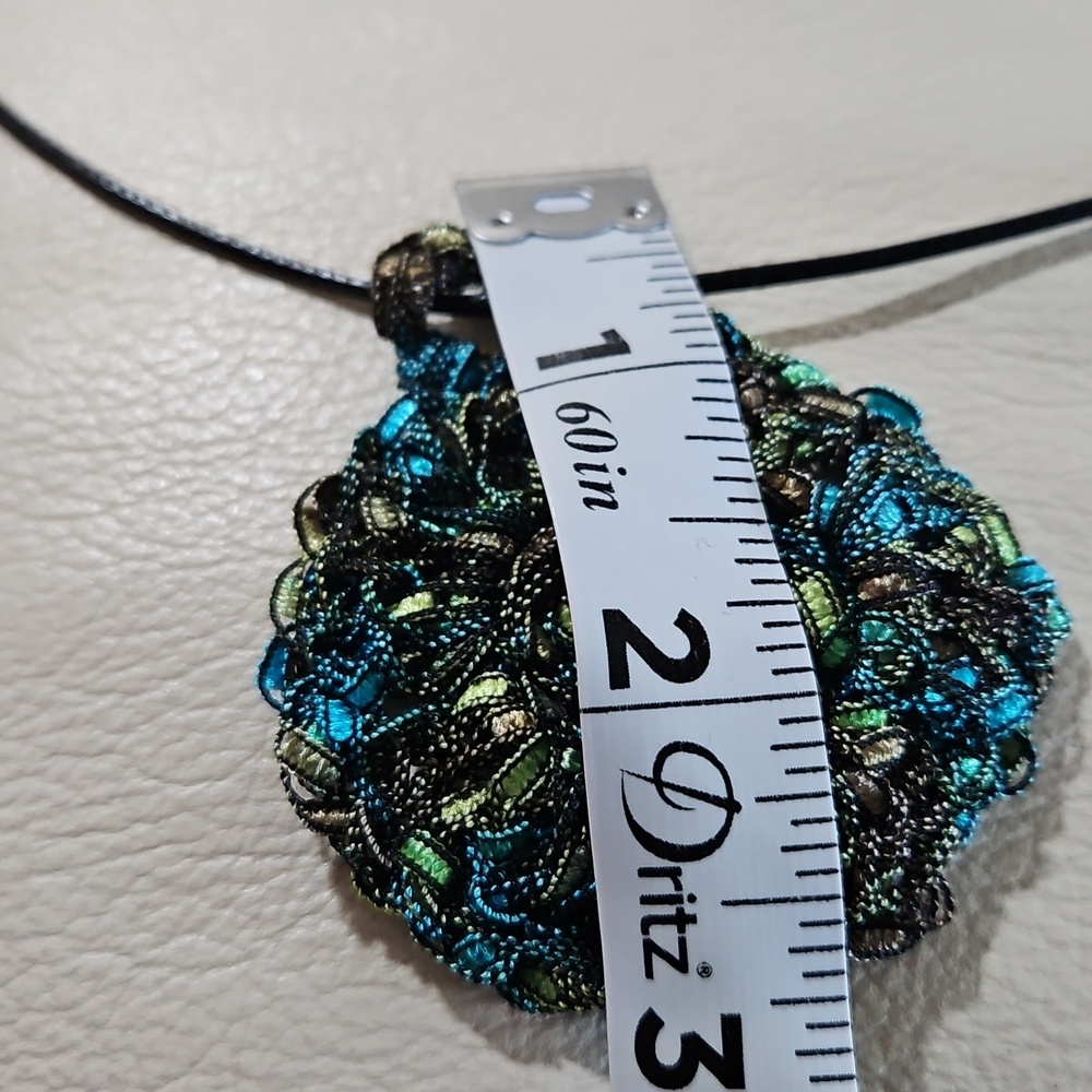 Hand Crafted Crochet Jewerly Set Earring and Necklace 3-pc Set 100% polyster - Picture 10 of 17